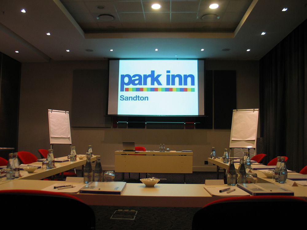 Park Inn Sandton Joanesburgo Exterior foto